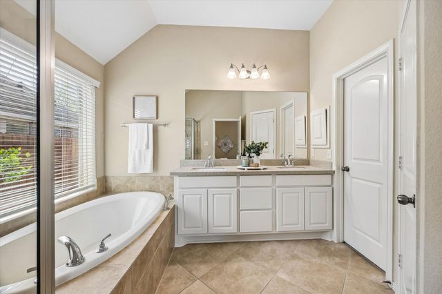 14007 Bright Glen Drive, Pearland, TX 77584