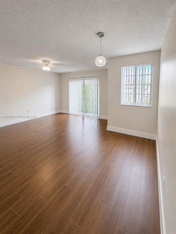 4195 N Haverhill Rd 305, West Palm Beach, FL 33417