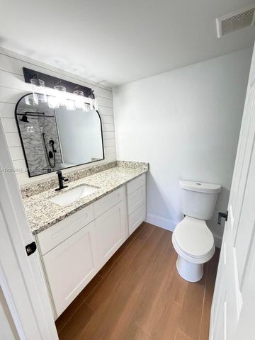 4195 N Haverhill Rd 305, West Palm Beach, FL 33417