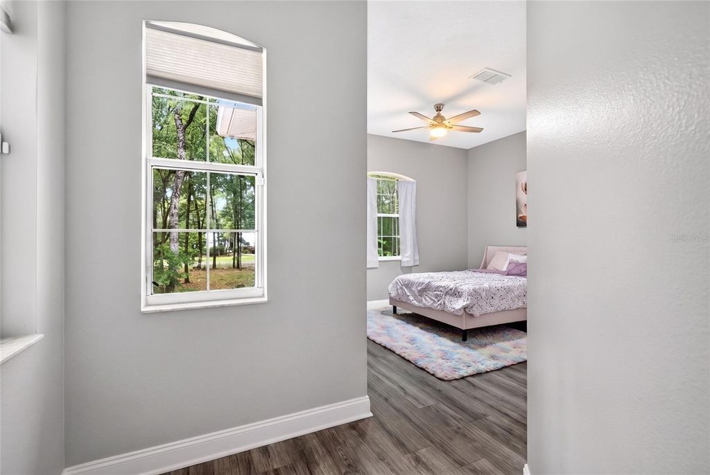 Image 12 of property listing at 7550 SW 185TH CIRCLE, Dunnellon, FL 34432