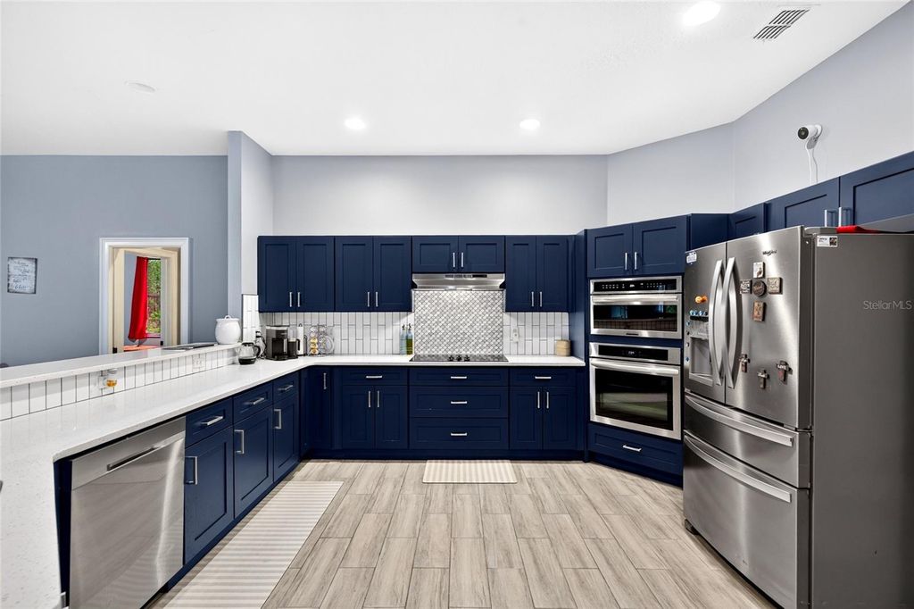 Image 23 of property listing at 7550 SW 185TH CIRCLE, Dunnellon, FL 34432