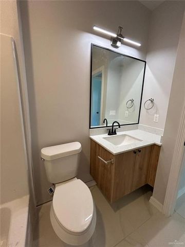 4213 Heron Avenue 27, Mcallen, TX 78504