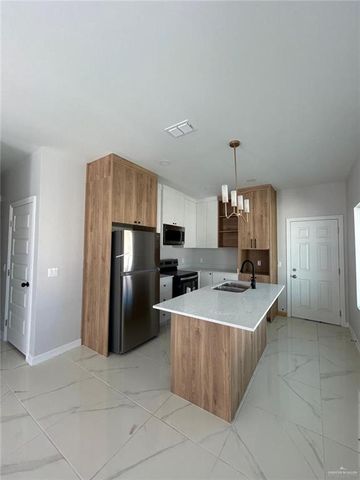 4213 Heron Avenue 27, Mcallen, TX 78504