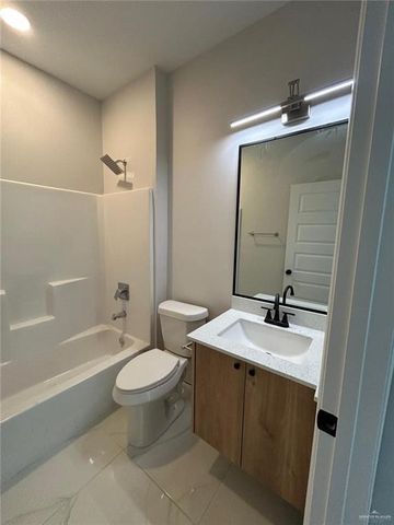 4213 Heron Avenue 27, Mcallen, TX 78504