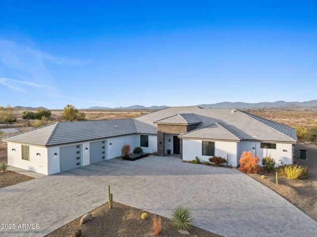 2500 LUPINE Lane, Wickenburg, AZ 85390