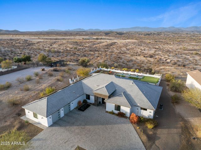 2500 LUPINE Lane, Wickenburg, AZ 85390