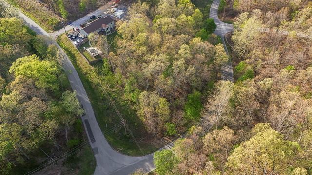 Lot 11 Block 9 Elvendon Sub, Bella Vista, AR 72715