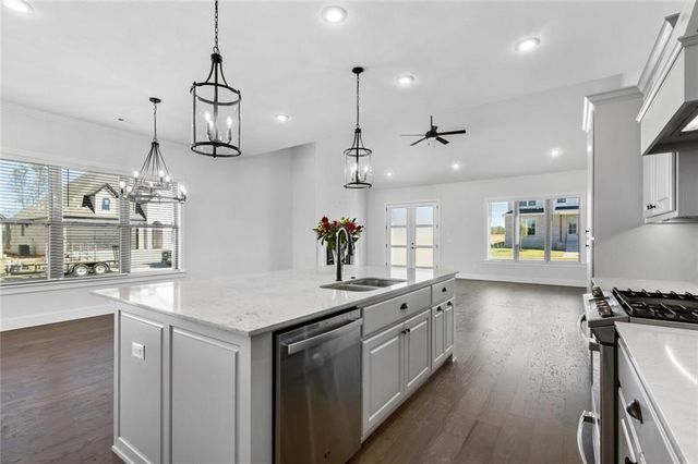 6200 SW Luna Lane, Bentonville, AR 72713