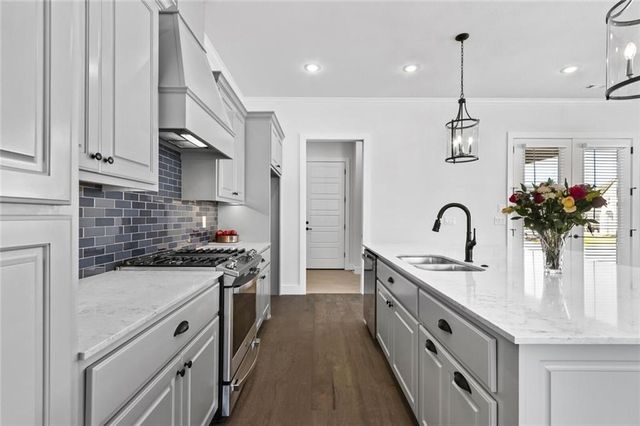 6200 SW Luna Lane, Bentonville, AR 72713