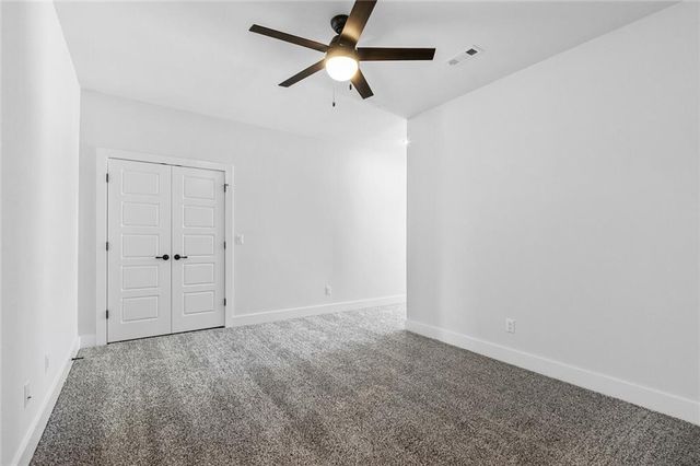 6200 SW Luna Lane, Bentonville, AR 72713