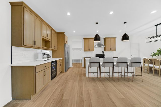 714 Verdano Terrace, Crown Point, IN 46307