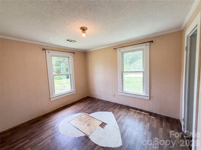 308 School Street, Rockwell, NC 28138