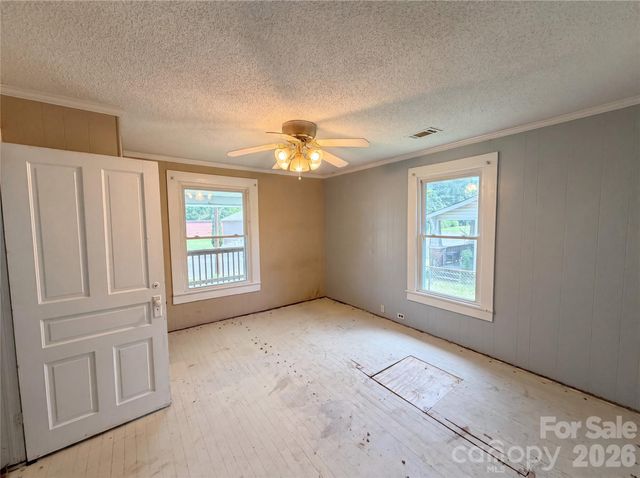 308 School Street, Rockwell, NC 28138