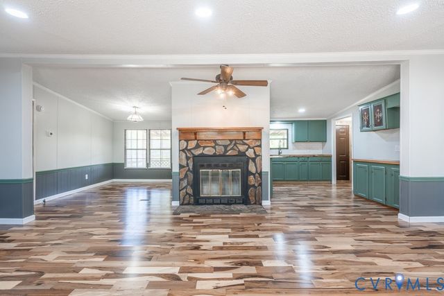 18017 Cox Rd, Sutherland, VA 23885