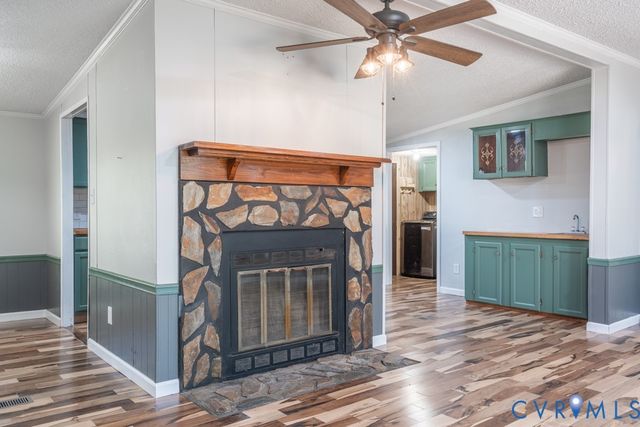 18017 Cox Rd, Sutherland, VA 23885