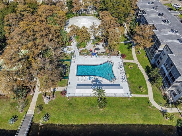 4850 NW 29th Court 221, Lauderdale Lakes, FL 33313