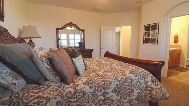 3326 S Rose Brook Dr, Riverbank, CA 95367