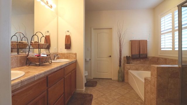 3326 S Rose Brook Dr, Riverbank, CA 95367