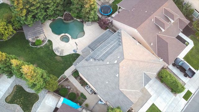 3326 S Rose Brook Dr, Riverbank, CA 95367