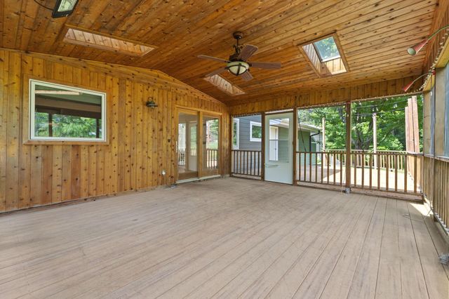 18420 29th Avenue N, Plymouth, MN 55447