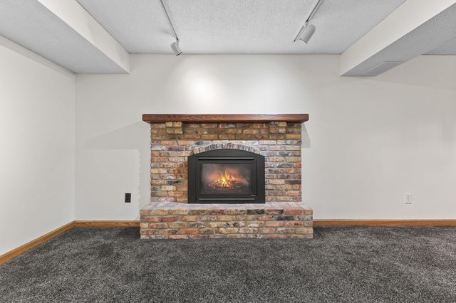 18420 29th Avenue N, Plymouth, MN 55447