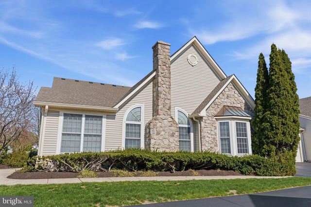 606 BELLFLOWER RD, Langhorne, PA 19047