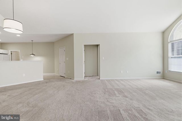 606 BELLFLOWER RD, Langhorne, PA 19047