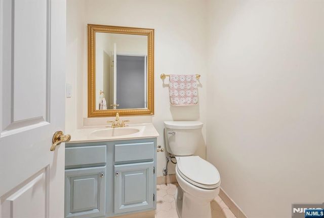 191 Yorktowne Court 191B, Twp Of Washington, NJ 07676