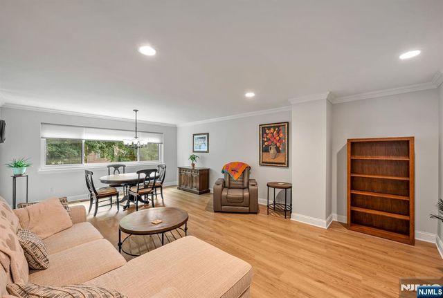 191 Yorktowne Court 191B, Twp Of Washington, NJ 07676