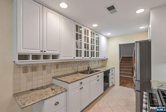 191 Yorktowne Court 191B, Twp Of Washington, NJ 07676