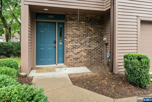 191 Yorktowne Court 191B, Twp Of Washington, NJ 07676