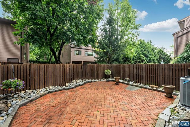 191 Yorktowne Court 191B, Twp Of Washington, NJ 07676