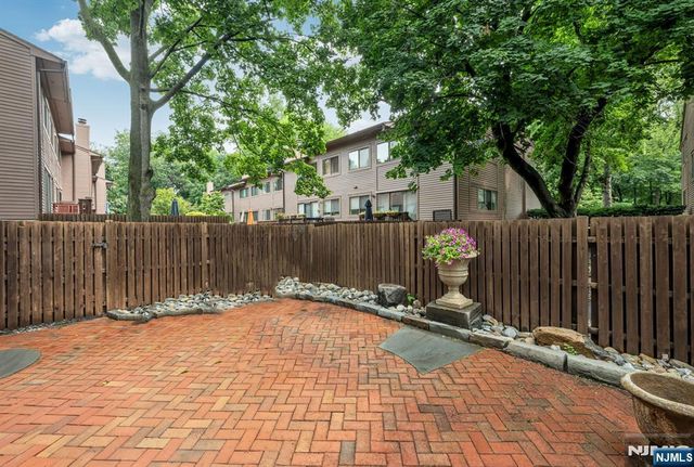 191 Yorktowne Court 191B, Twp Of Washington, NJ 07676