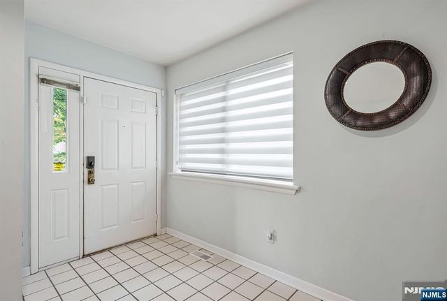 191 Yorktowne Court 191B, Twp Of Washington, NJ 07676