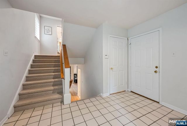 191 Yorktowne Court 191B, Twp Of Washington, NJ 07676