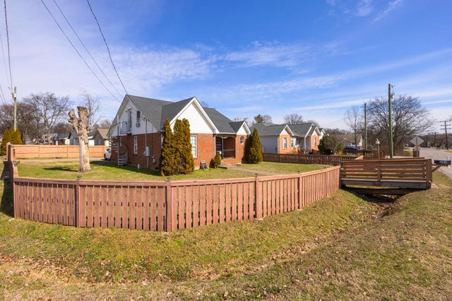 801 N DuPont Ave, N, Madison, TN 37115