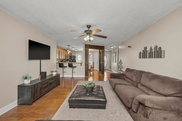 801 N DuPont Ave, N, Madison, TN 37115