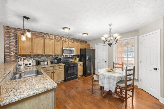 801 N DuPont Ave, N, Madison, TN 37115