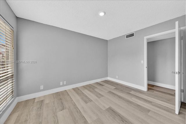 1500 N Congress Ave C31, West Palm Beach, FL 33401