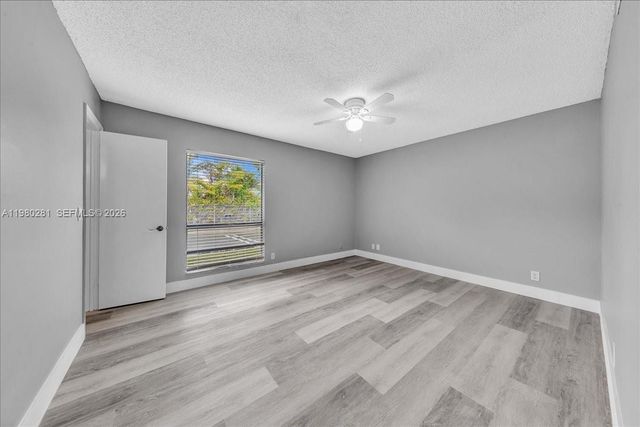 1500 N Congress Ave C31, West Palm Beach, FL 33401