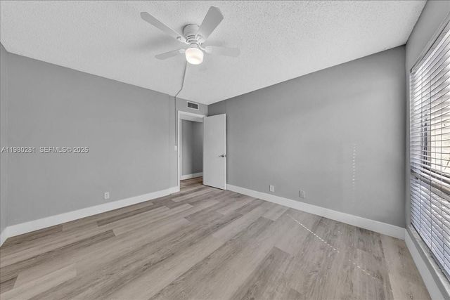 1500 N Congress Ave C31, West Palm Beach, FL 33401