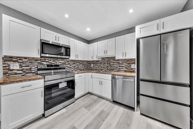 1500 N Congress Ave C31, West Palm Beach, FL 33401