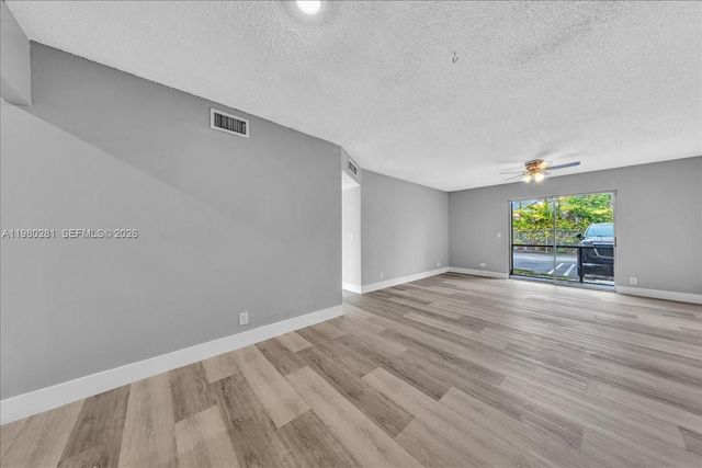 1500 N Congress Ave C31, West Palm Beach, FL 33401