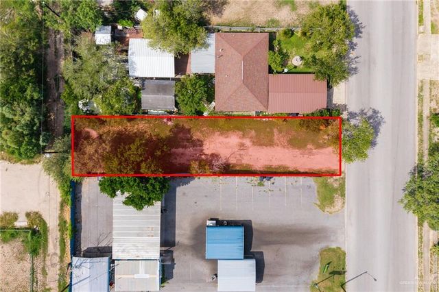 220 N Vermont Avenue, Mercedes, TX 78570