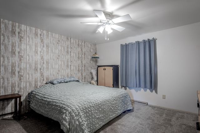 5768 Evergreen Avenue, Portage, IN 46368