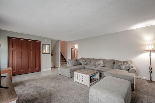5768 Evergreen Avenue, Portage, IN 46368