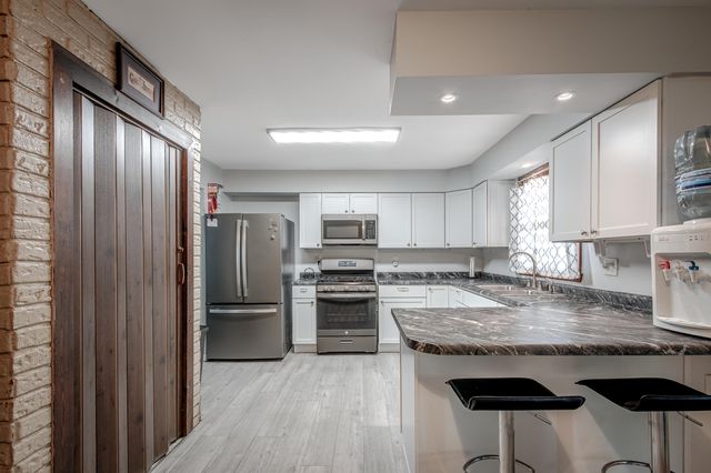5768 Evergreen Avenue, Portage, IN 46368