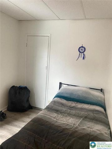 1043 Fullerton Avenue, Allentown City, PA 18102