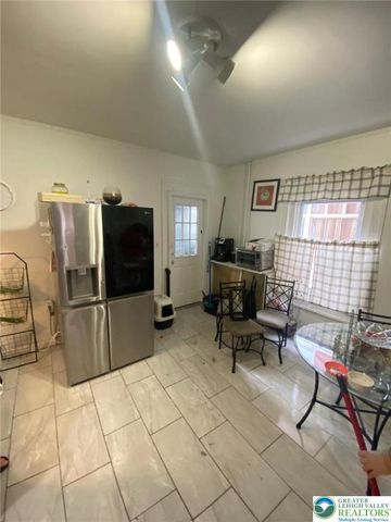 1043 Fullerton Avenue, Allentown City, PA 18102