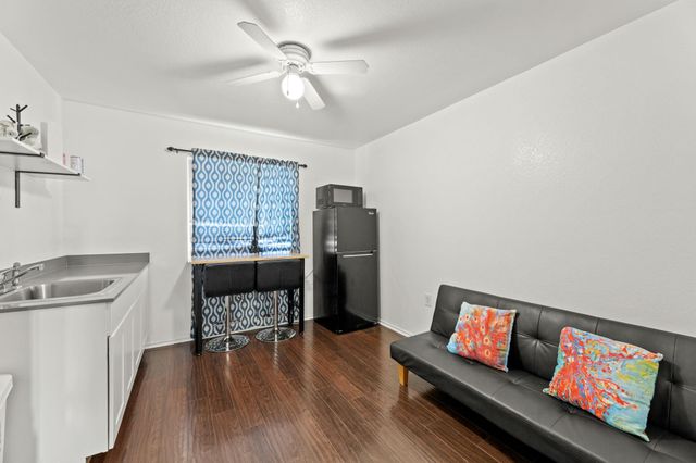 1404 Anise DR, Austin, TX 78741